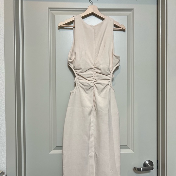Zara Cut Out Dress - Picture 5 of 6